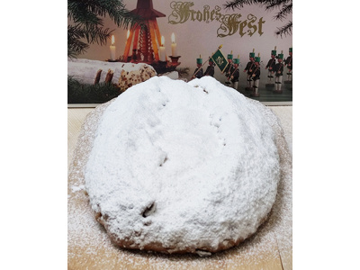 mandelstollen-gezuckert_1214873103